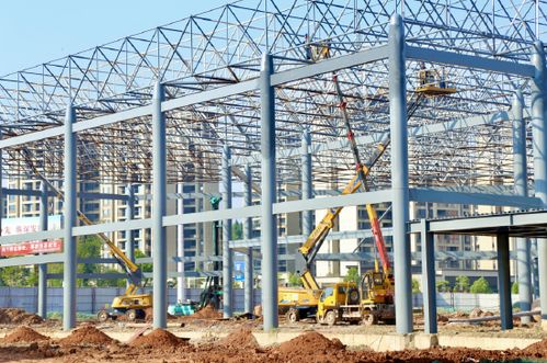 科學調度戰酷暑 遂寧高新區西部鐵路物流園項目錯時施工保安全促生產